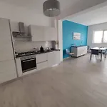 شقة 90 Secondi Dal Letto Al Mare *