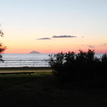 90 Secondi Dal Letto Al Mare شقة *