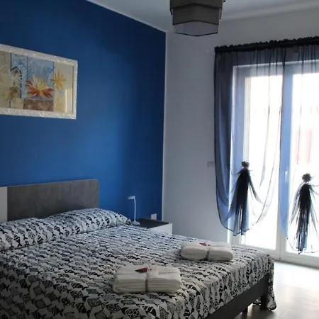 Apartment 90 Secondi Dal Letto Al Mare