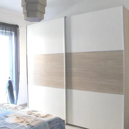 90 Secondi Dal Letto Al Mare Apartment