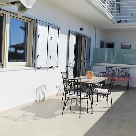 90 Secondi Dal Letto Al Mare Apartment